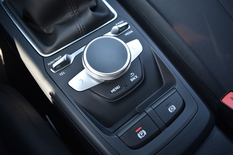 Audi Q2 30 TFSI 110PK PRO-LINE CAMERA/NAVI/LED