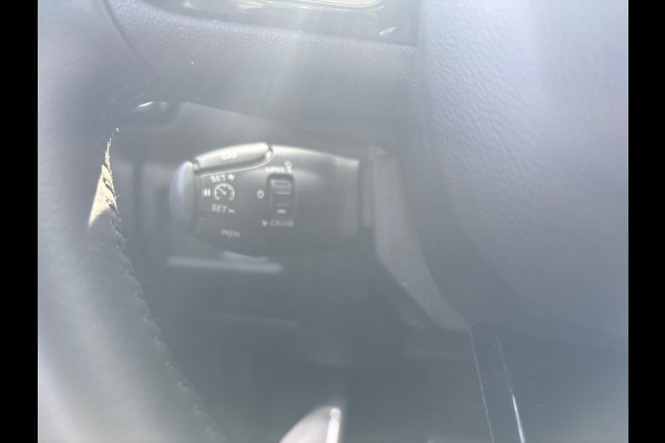 Citroën C5 Aircross Citroen C5 1.6 Plug-in Hybrid 225 Shine (BOVAG/RIJKLAARPRIJS) Citroën C5 Aircross Citroen C5 1.6 Plug-in Hybrid 225 Shine (BOVAG/RIJKLAARPRIJS)