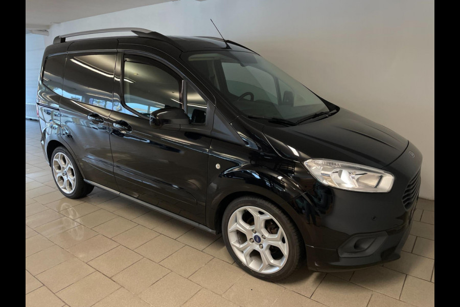 Ford Transit Courier 1.0 Ambiente Start&Stop AIRCO ELEK RAMEN CENT VERG PARKEERSENSOREN ZEER NETTE BESTELAUTO Ford Transit Courier 1.0 Ambiente Start&Stop AIRCO ELEK RAMEN CENT VERG PARKEERSENSOREN ZEER NETTE BESTELAUTO