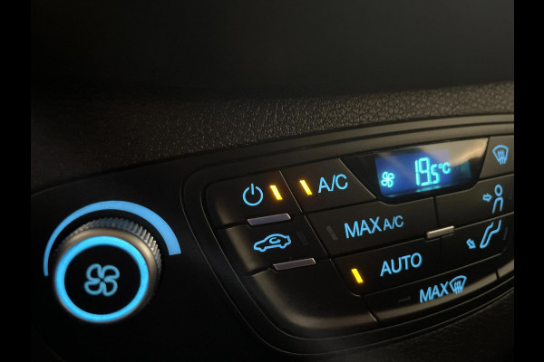 Ford Transit Courier 1.0 Ambiente Start&Stop AIRCO ELEK RAMEN CENT VERG PARKEERSENSOREN ZEER NETTE BESTELAUTO Ford Transit Courier 1.0 Ambiente Start&Stop AIRCO ELEK RAMEN CENT VERG PARKEERSENSOREN ZEER NETTE BESTELAUTO