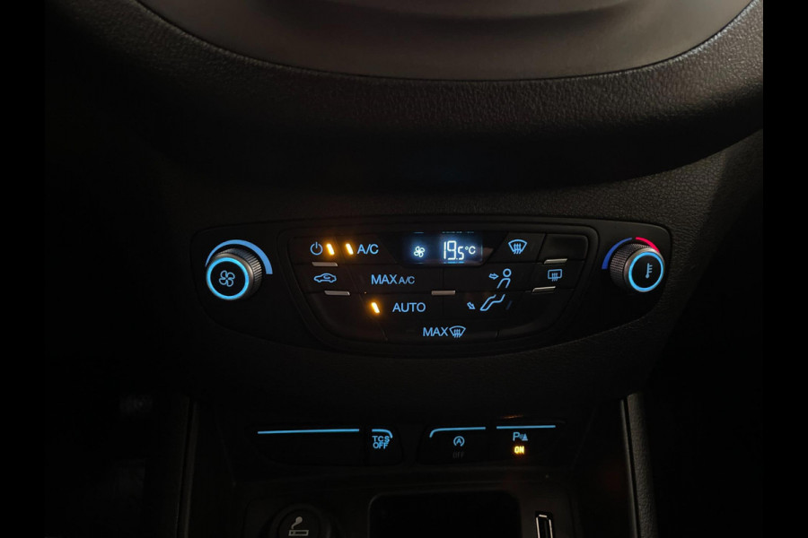 Ford Transit Courier 1.0 Ambiente Start&Stop AIRCO ELEK RAMEN CENT VERG PARKEERSENSOREN ZEER NETTE BESTELAUTO Ford Transit Courier 1.0 Ambiente Start&Stop AIRCO ELEK RAMEN CENT VERG PARKEERSENSOREN ZEER NETTE BESTELAUTO