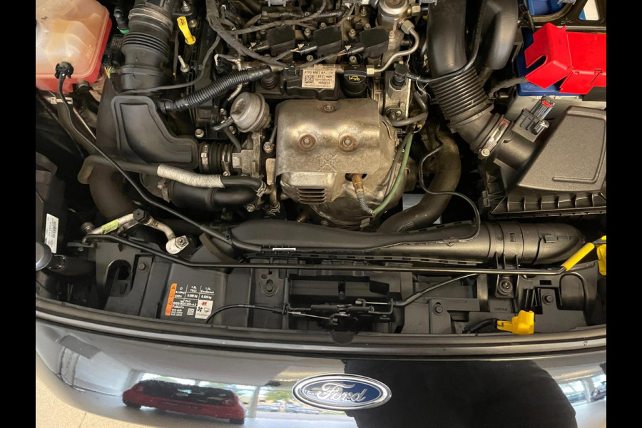 Ford Transit Courier 1.0 Ambiente Start&Stop AIRCO ELEK RAMEN CENT VERG PARKEERSENSOREN ZEER NETTE BESTELAUTO Ford Transit Courier 1.0 Ambiente Start&Stop AIRCO ELEK RAMEN CENT VERG PARKEERSENSOREN ZEER NETTE BESTELAUTO