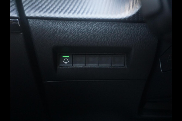 Peugeot 208 Hybrid 136 e-DCS6 GT | Automaat | Navigatie | Draadloze telefoonlader | Camera voor en achter | Adaptieve Cruise Control Peugeot 208 Hybrid 136 e-DCS6 GT | Automaat | Navigatie | Draadloze telefoonlader | Camera voor en achter | Adaptieve Cruise Control