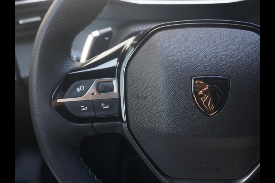 Peugeot 208 Hybrid 136 e-DCS6 GT | Automaat | Navigatie | Draadloze telefoonlader | Camera voor en achter | Adaptieve Cruise Control Peugeot 208 Hybrid 136 e-DCS6 GT | Automaat | Navigatie | Draadloze telefoonlader | Camera voor en achter | Adaptieve Cruise Control