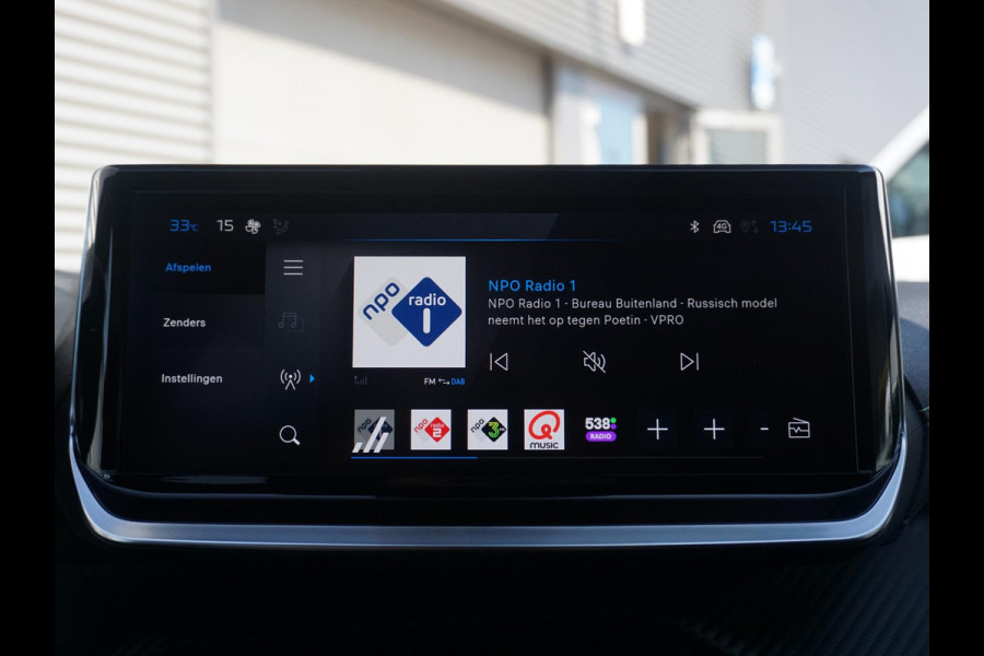 Peugeot 208 Hybrid 136 e-DCS6 GT | Automaat | Navigatie | Draadloze telefoonlader | Camera voor en achter | Adaptieve Cruise Control Peugeot 208 Hybrid 136 e-DCS6 GT | Automaat | Navigatie | Draadloze telefoonlader | Camera voor en achter | Adaptieve Cruise Control