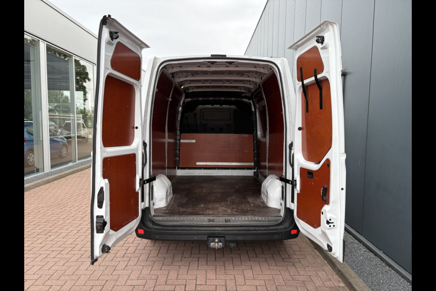 Renault Master T35 2.3 dCi 145pk Euro6 L2H2 Energy CAMERA/DAB/NAVI/CRUISE/PDC/TREKHAAK2.500KG