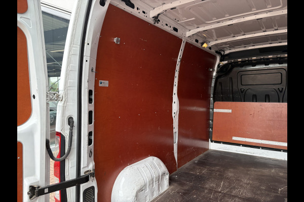 Renault Master T35 2.3 dCi 145pk Euro6 L2H2 Energy CAMERA/DAB/NAVI/CRUISE/PDC/TREKHAAK2.500KG