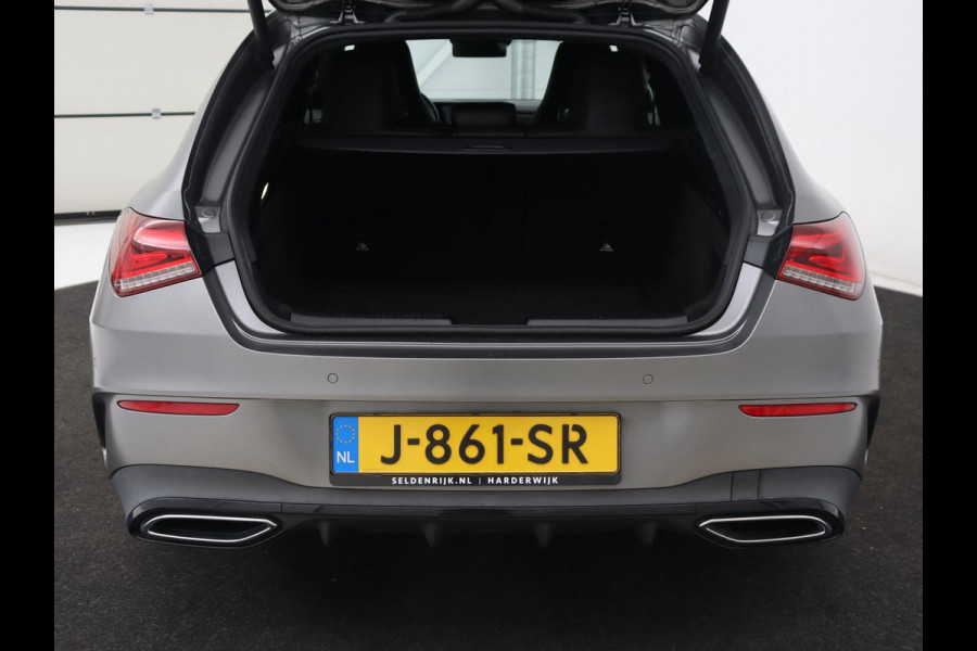 Mercedes-Benz CLA-Klasse 180d Business Solution AMG | Stoelverwarming | Carplay | Camera | Leder/Alcantara | Navigatie | Widescreen | Sfeerverlichting | Designo Mountaingrijs Magno