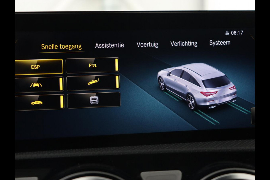 Mercedes-Benz CLA-Klasse 180d Business Solution AMG | Stoelverwarming | Carplay | Camera | Leder/Alcantara | Navigatie | Widescreen | Sfeerverlichting | Designo Mountaingrijs Magno