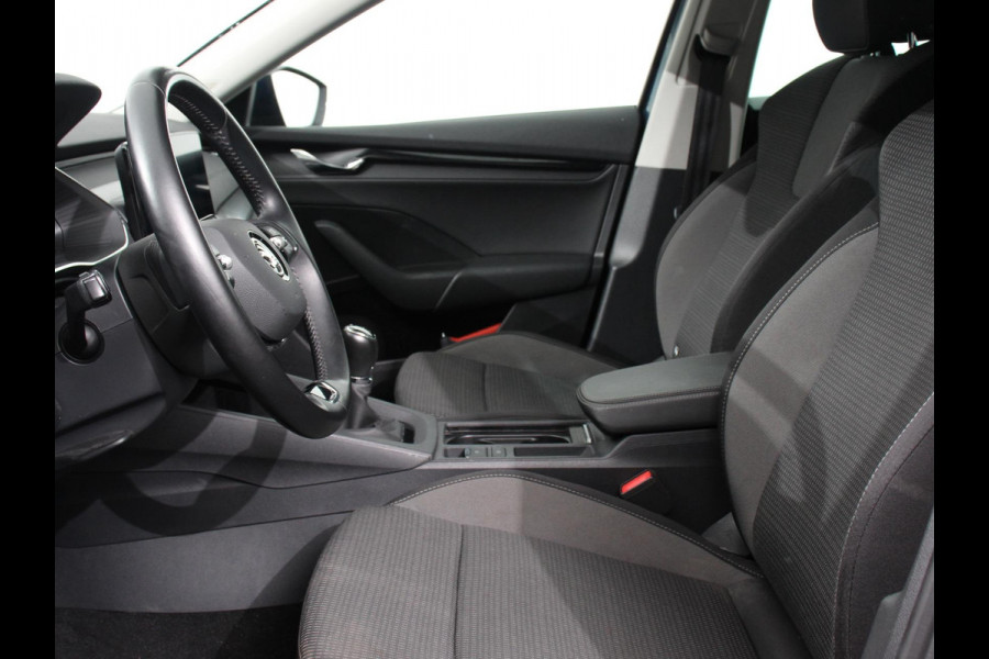Škoda Octavia Combi 1.0 TSI 110pk Business Edition | Navigatie | Digitale Cockpit | Lichtmetalen velgen | Climate Control | Camera | Cruise control