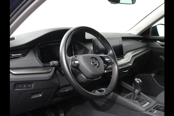 Škoda Octavia Combi 1.0 TSI 110pk Business Edition | Navigatie | Digitale Cockpit | Lichtmetalen velgen | Climate Control | Camera | Cruise control