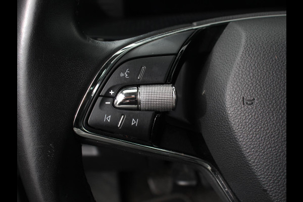 Škoda Octavia Combi 1.0 TSI 110pk Business Edition | Navigatie | Digitale Cockpit | Lichtmetalen velgen | Climate Control | Camera | Cruise control