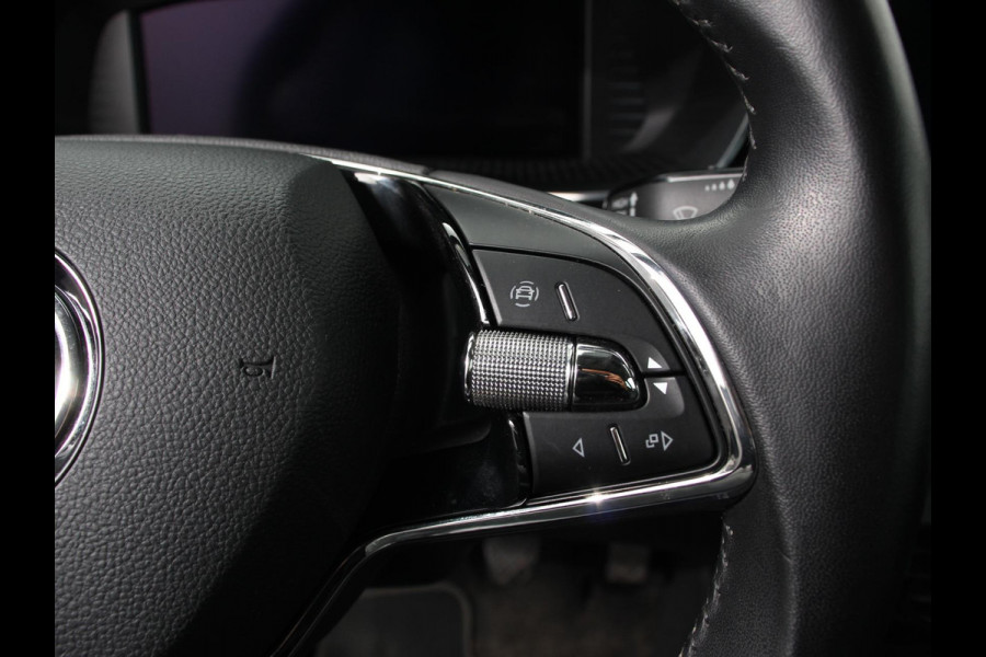 Škoda Octavia Combi 1.0 TSI 110pk Business Edition | Navigatie | Digitale Cockpit | Lichtmetalen velgen | Climate Control | Camera | Cruise control