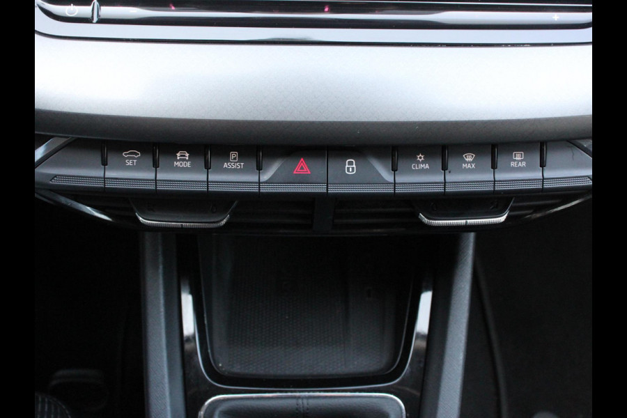 Škoda Octavia Combi 1.0 TSI 110pk Business Edition | Navigatie | Digitale Cockpit | Lichtmetalen velgen | Climate Control | Camera | Cruise control