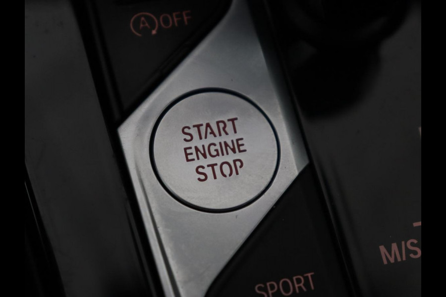 BMW 2 Serie Gran Coupé 218i M Sport | Sportstoelen | Camera | Carplay | Live Cockpit | Half leder | Navigatie | Sfeerverlichting | Full LED | Climate control BMW 2 Serie Gran Coupé 218i M Sport | Sportstoelen | Camera | Carplay | Live Cockpit | Half leder | Navigatie | Sfeerverlichting | Full LED | Climate control