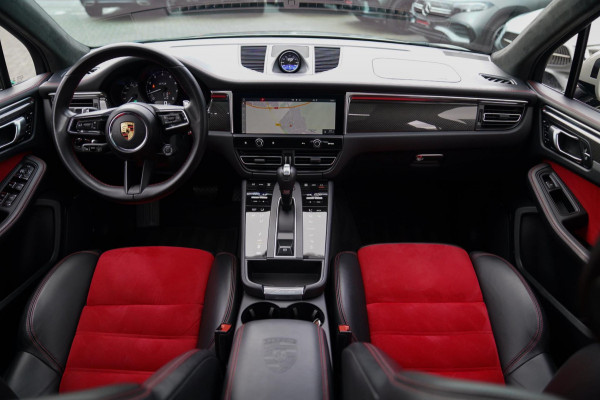 Porsche Macan 2.9 GTS | SportChrono | Panorama | Facelift | Adaptieve Cruise | 360 Cam | 21 inch | Carbon | Burmester | BTW Auto | Porsche Macan 2.9 GTS | SportChrono | Panorama | Facelift | Adaptieve Cruise | 360 Cam | 21 inch | Carbon | Burmester | BTW Auto |