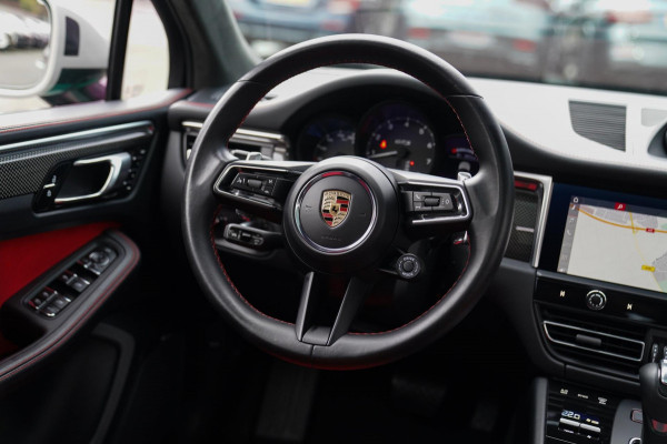 Porsche Macan 2.9 GTS | SportChrono | Panorama | Facelift | Adaptieve Cruise | 360 Cam | 21 inch | Carbon | Burmester | BTW Auto | Porsche Macan 2.9 GTS | SportChrono | Panorama | Facelift | Adaptieve Cruise | 360 Cam | 21 inch | Carbon | Burmester | BTW Auto |