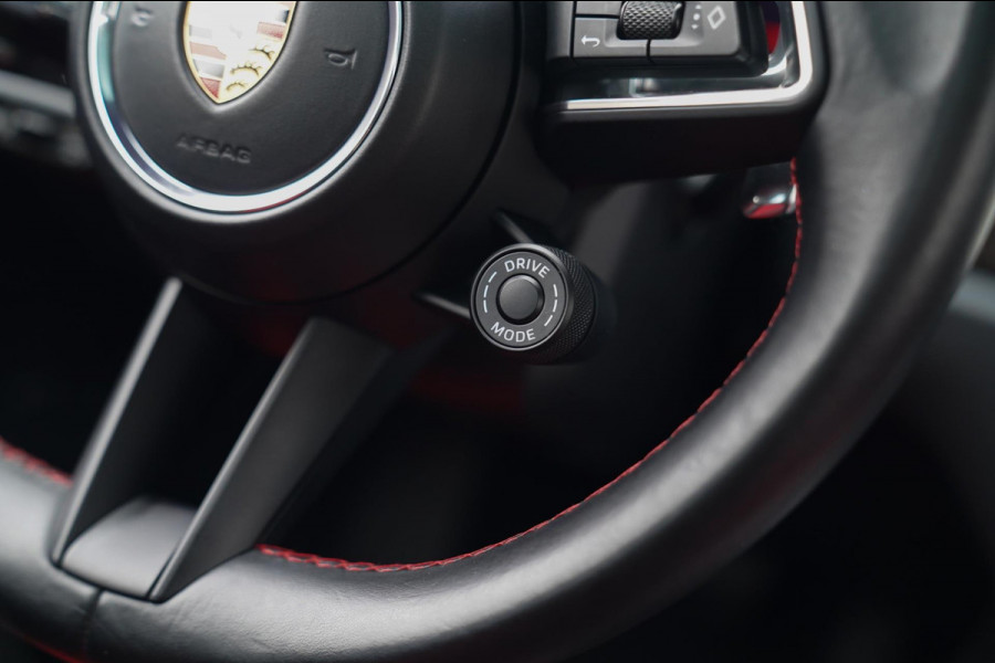 Porsche Macan 2.9 GTS | SportChrono | Panorama | Facelift | Adaptieve Cruise | 360 Cam | 21 inch | Carbon | Burmester | BTW Auto | Porsche Macan 2.9 GTS | SportChrono | Panorama | Facelift | Adaptieve Cruise | 360 Cam | 21 inch | Carbon | Burmester | BTW Auto |