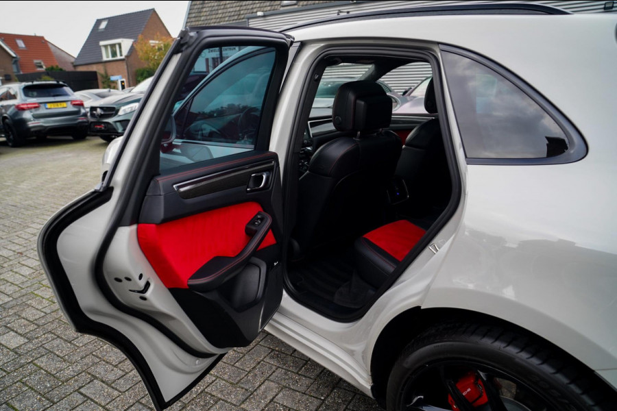 Porsche Macan 2.9 GTS | SportChrono | Panorama | Facelift | Adaptieve Cruise | 360 Cam | 21 inch | Carbon | Burmester | BTW Auto | Porsche Macan 2.9 GTS | SportChrono | Panorama | Facelift | Adaptieve Cruise | 360 Cam | 21 inch | Carbon | Burmester | BTW Auto |