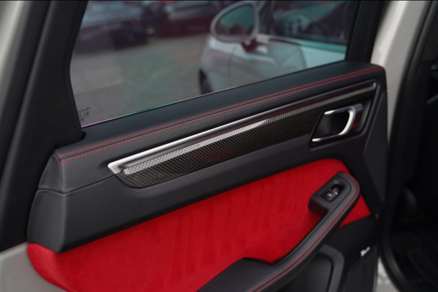Porsche Macan 2.9 GTS | SportChrono | Panorama | Facelift | Adaptieve Cruise | 360 Cam | 21 inch | Carbon | Burmester | BTW Auto | Porsche Macan 2.9 GTS | SportChrono | Panorama | Facelift | Adaptieve Cruise | 360 Cam | 21 inch | Carbon | Burmester | BTW Auto |