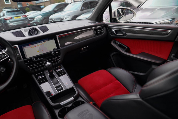 Porsche Macan 2.9 GTS | SportChrono | Panorama | Facelift | Adaptieve Cruise | 360 Cam | 21 inch | Carbon | Burmester | BTW Auto | Porsche Macan 2.9 GTS | SportChrono | Panorama | Facelift | Adaptieve Cruise | 360 Cam | 21 inch | Carbon | Burmester | BTW Auto |