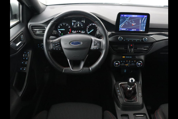 Ford Focus 1.0 EcoBoost Hybrid ST Line | Trekhaak | Camera | Carplay | Keyless | Navigatie | Full LED | Comfortstoelen | Climate control | Parkeerhulp | Cruise control | Getint glas