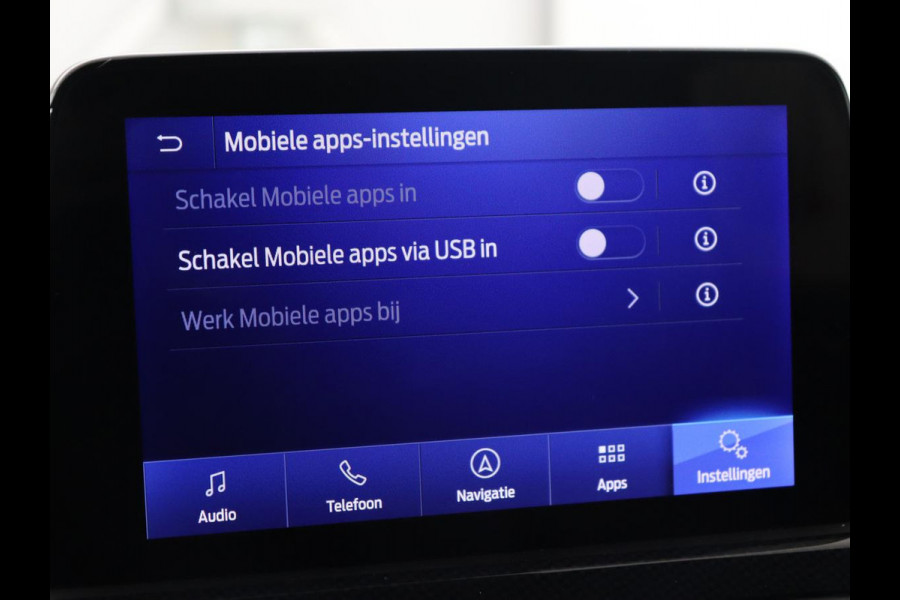 Ford Focus 1.0 EcoBoost Hybrid ST Line | Trekhaak | Camera | Carplay | Keyless | Navigatie | Full LED | Comfortstoelen | Climate control | Parkeerhulp | Cruise control | Getint glas