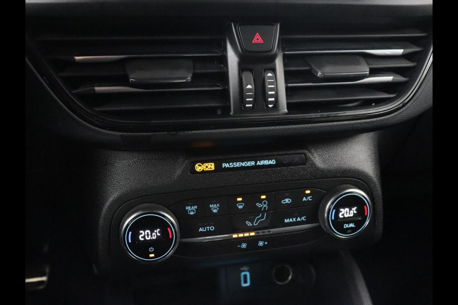 Ford Focus 1.0 EcoBoost Hybrid ST Line | Trekhaak | Camera | Carplay | Keyless | Navigatie | Full LED | Comfortstoelen | Climate control | Parkeerhulp | Cruise control | Getint glas