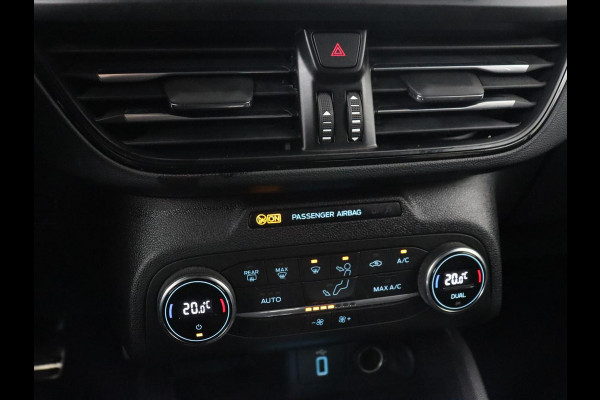 Ford Focus 1.0 EcoBoost Hybrid ST Line | Trekhaak | Camera | Carplay | Keyless | Navigatie | Full LED | Comfortstoelen | Climate control | Parkeerhulp | Cruise control | Getint glas