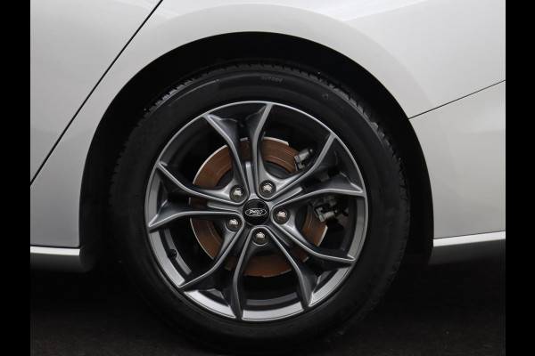 Ford Focus 1.0 EcoBoost Hybrid ST Line | Trekhaak | Camera | Carplay | Keyless | Navigatie | Full LED | Comfortstoelen | Climate control | Parkeerhulp | Cruise control | Getint glas