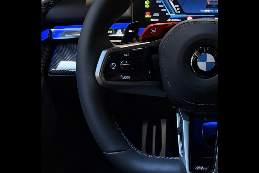 BMW 5 Serie M5 M Carbon|M Drivers Package|M Drive Professional|Driving + Parking Assistant Professional|Alcantara BMW 5 Serie M5 M Carbon|M Drivers Package|M Drive Professional|Driving + Parking Assistant Professional|Alcantara