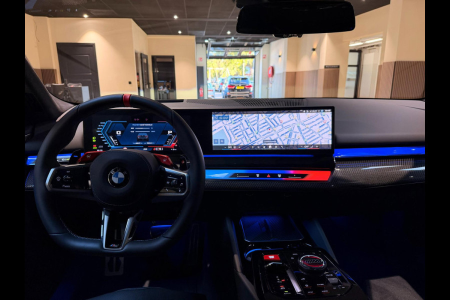 BMW 5 Serie M5 M Carbon|M Drivers Package|M Drive Professional|Driving + Parking Assistant Professional|Alcantara BMW 5 Serie M5 M Carbon|M Drivers Package|M Drive Professional|Driving + Parking Assistant Professional|Alcantara