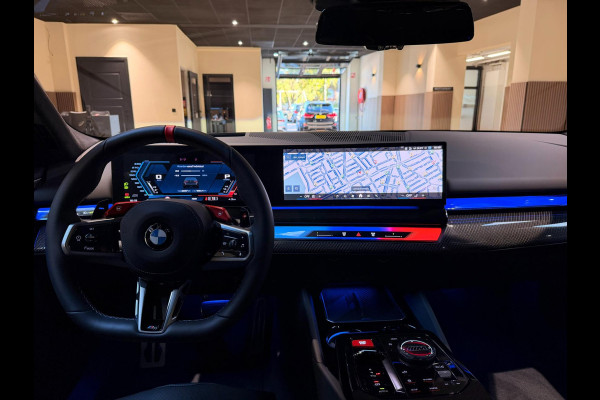 BMW 5 Serie M5 M Carbon|M Drivers Package|M Drive Professional|Driving + Parking Assistant Professional|Alcantara BMW 5 Serie M5 M Carbon|M Drivers Package|M Drive Professional|Driving + Parking Assistant Professional|Alcantara