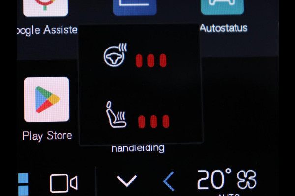 Volvo C40 Recharge Plus 69 kWh | Panoramadak | Stoelverwarming | Harman/Kardon | Warmtepomp | Carplay | Adaptive cruise | Stuurverwarming | 360 Camera | Full LED