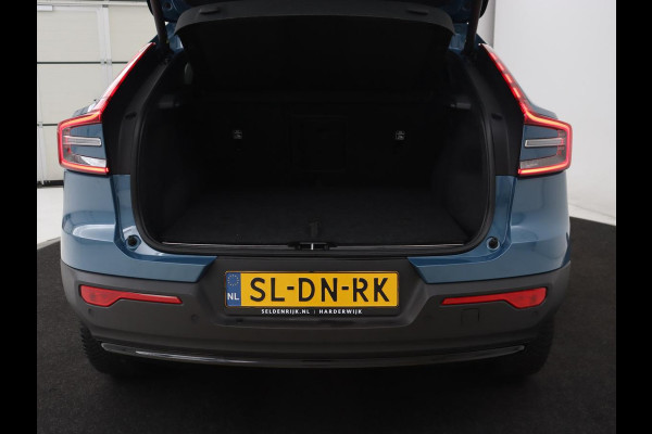 Volvo C40 Recharge Plus 69 kWh | Panoramadak | Stoelverwarming | Harman/Kardon | Warmtepomp | Carplay | Adaptive cruise | Stuurverwarming | 360 Camera | Full LED