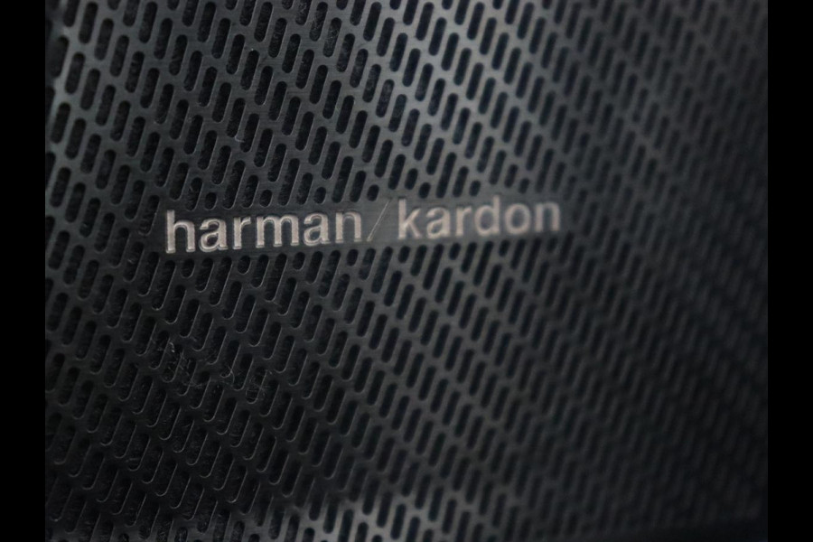 Volvo C40 Recharge Plus 69 kWh | Panoramadak | Stoelverwarming | Harman/Kardon | Warmtepomp | Carplay | Adaptive cruise | Stuurverwarming | 360 Camera | Full LED