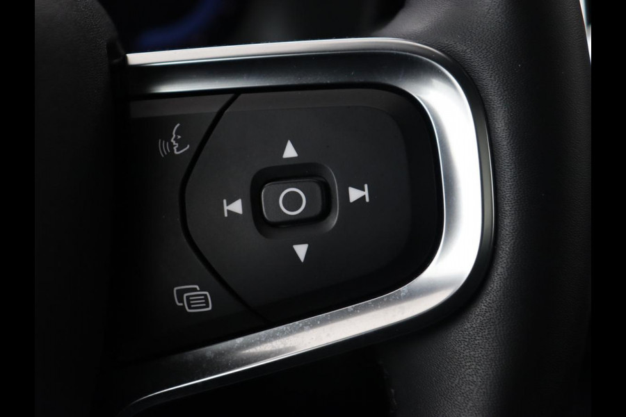 Volvo C40 Recharge Plus 69 kWh | Panoramadak | Stoelverwarming | Harman/Kardon | Warmtepomp | Carplay | Adaptive cruise | Stuurverwarming | 360 Camera | Full LED