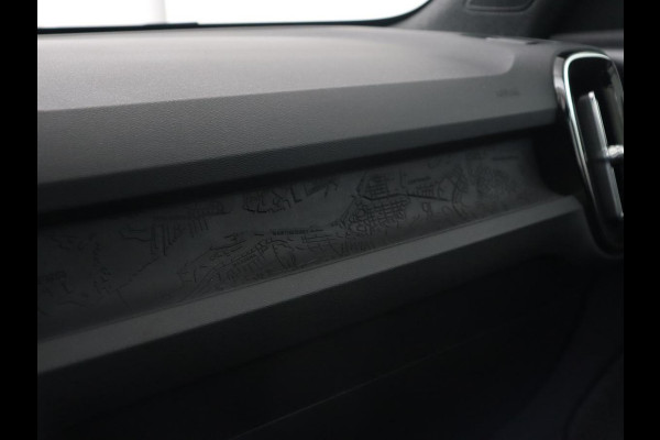 Volvo C40 Recharge Plus 69 kWh | Panoramadak | Stoelverwarming | Harman/Kardon | Warmtepomp | Carplay | Adaptive cruise | Stuurverwarming | 360 Camera | Full LED