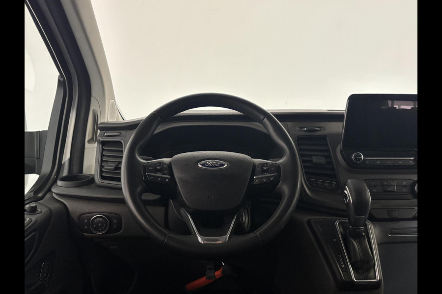 Ford Transit Custom 300 2.0 TDCI L2H1 Trend Dubbele Cabine Automaat Airco Bluetooth Cruise Control Navi Trekhaak