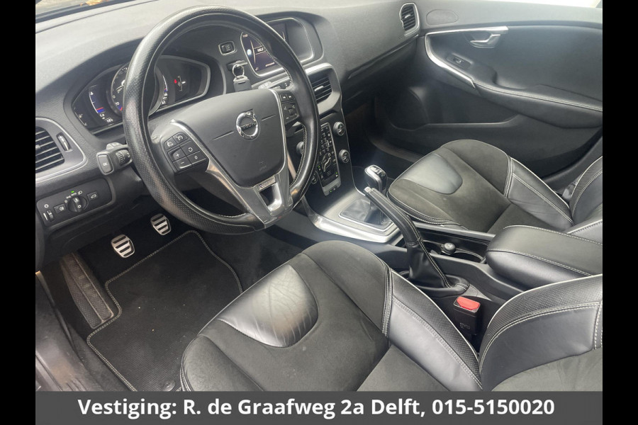 Volvo V40 2.0 T4 Business Sport | Cruise Control | Parkeersensoren | Stoelverwarming