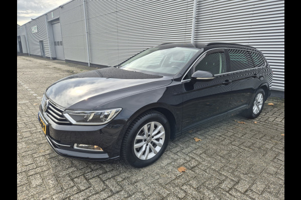 Volkswagen Passat Variant 1.4 TSI ACT Highline ,airco,adap cruise,navigatie,stoelverwarming,parkeersensoren, Volkswagen Passat Variant 1.4 TSI ACT Highline ,airco,adap cruise,navigatie,stoelverwarming,parkeersensoren,