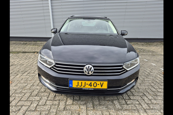 Volkswagen Passat Variant 1.4 TSI ACT Highline ,airco,adap cruise,navigatie,stoelverwarming,parkeersensoren, Volkswagen Passat Variant 1.4 TSI ACT Highline ,airco,adap cruise,navigatie,stoelverwarming,parkeersensoren,