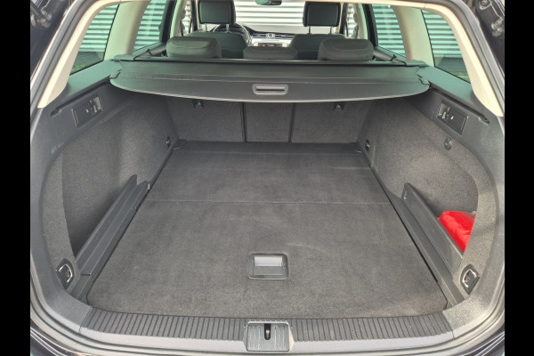 Volkswagen Passat Variant 1.4 TSI ACT Highline ,airco,adap cruise,navigatie,stoelverwarming,parkeersensoren, Volkswagen Passat Variant 1.4 TSI ACT Highline ,airco,adap cruise,navigatie,stoelverwarming,parkeersensoren,