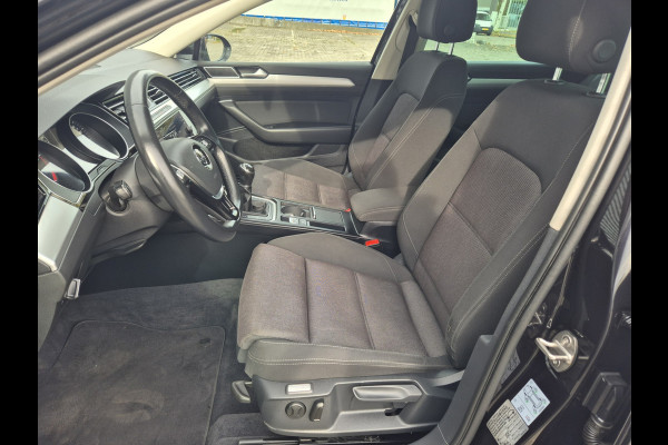 Volkswagen Passat Variant 1.4 TSI ACT Highline ,airco,adap cruise,navigatie,stoelverwarming,parkeersensoren, Volkswagen Passat Variant 1.4 TSI ACT Highline ,airco,adap cruise,navigatie,stoelverwarming,parkeersensoren,
