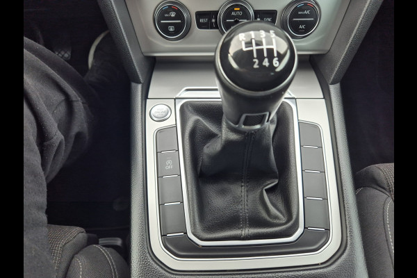 Volkswagen Passat Variant 1.4 TSI ACT Highline ,airco,adap cruise,navigatie,stoelverwarming,parkeersensoren, Volkswagen Passat Variant 1.4 TSI ACT Highline ,airco,adap cruise,navigatie,stoelverwarming,parkeersensoren,