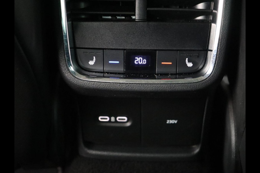 Škoda Octavia 1.0 e-TSI Business Edition Plus | Leder/Alcantara | Achterbankverwarming | Trekhaak | Adaptive cruise | Camera | Sfeerverlichting | Stoelverwarming | Carplay | Park Assist | Memory