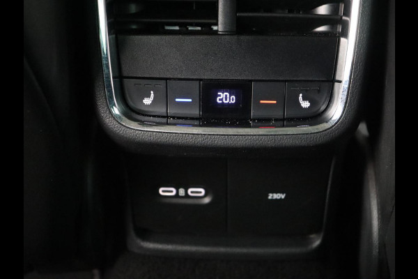 Škoda Octavia 1.0 e-TSI Business Edition Plus | Leder/Alcantara | Achterbankverwarming | Trekhaak | Adaptive cruise | Camera | Sfeerverlichting | Stoelverwarming | Carplay | Park Assist | Memory