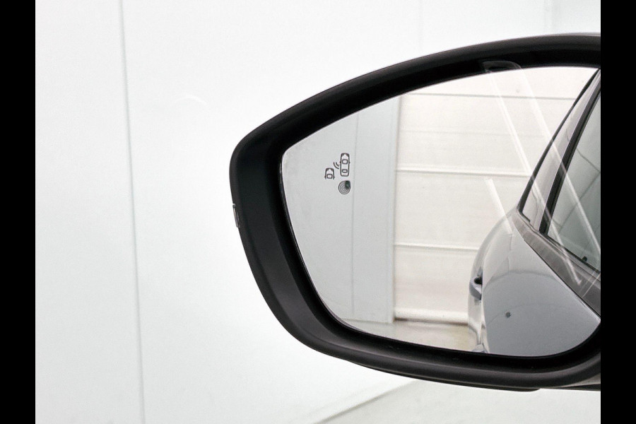 Peugeot 208 1.2 PureTech 100PK Allure AD-CRUISE | NAVI & CARPLAY | PRIVACY-GLASS