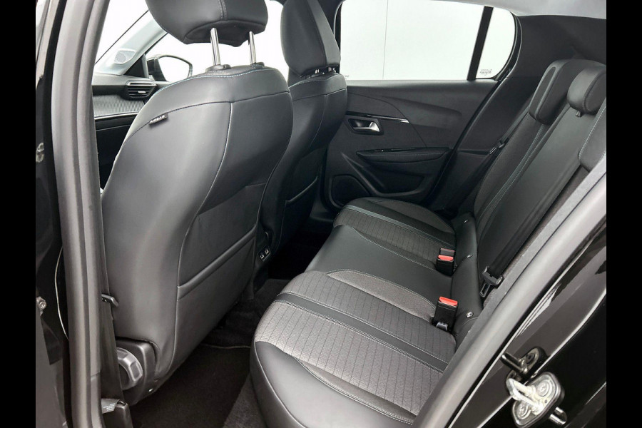 Peugeot e-208 EV Allure 50 kWh Navigatie Apple Carplay / Android Auto Camera Parkeersensoren Cruise Control Virtual Cockpit Climate Control