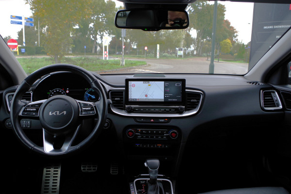 Kia Ceed Sportswagon 1.6 GDI PHEV ExecutiveLine 140 PK, Panoramadak, Leder, Stoelkoeling & Verwarming, Camera